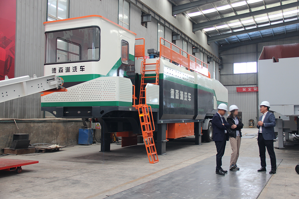 CQ9传奇电子移动淋洗修复设备