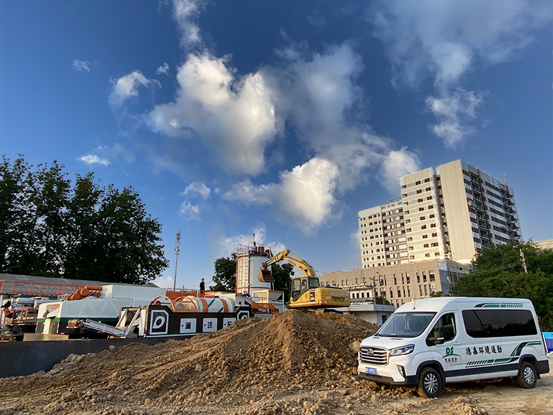 CQ9传奇电子淋洗修复车