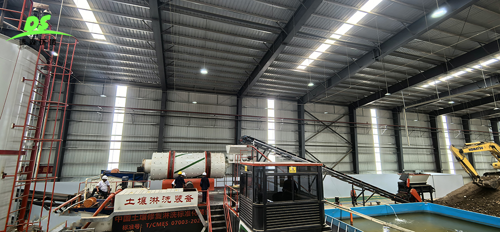 CQ9传奇电子通沟污泥治理现场